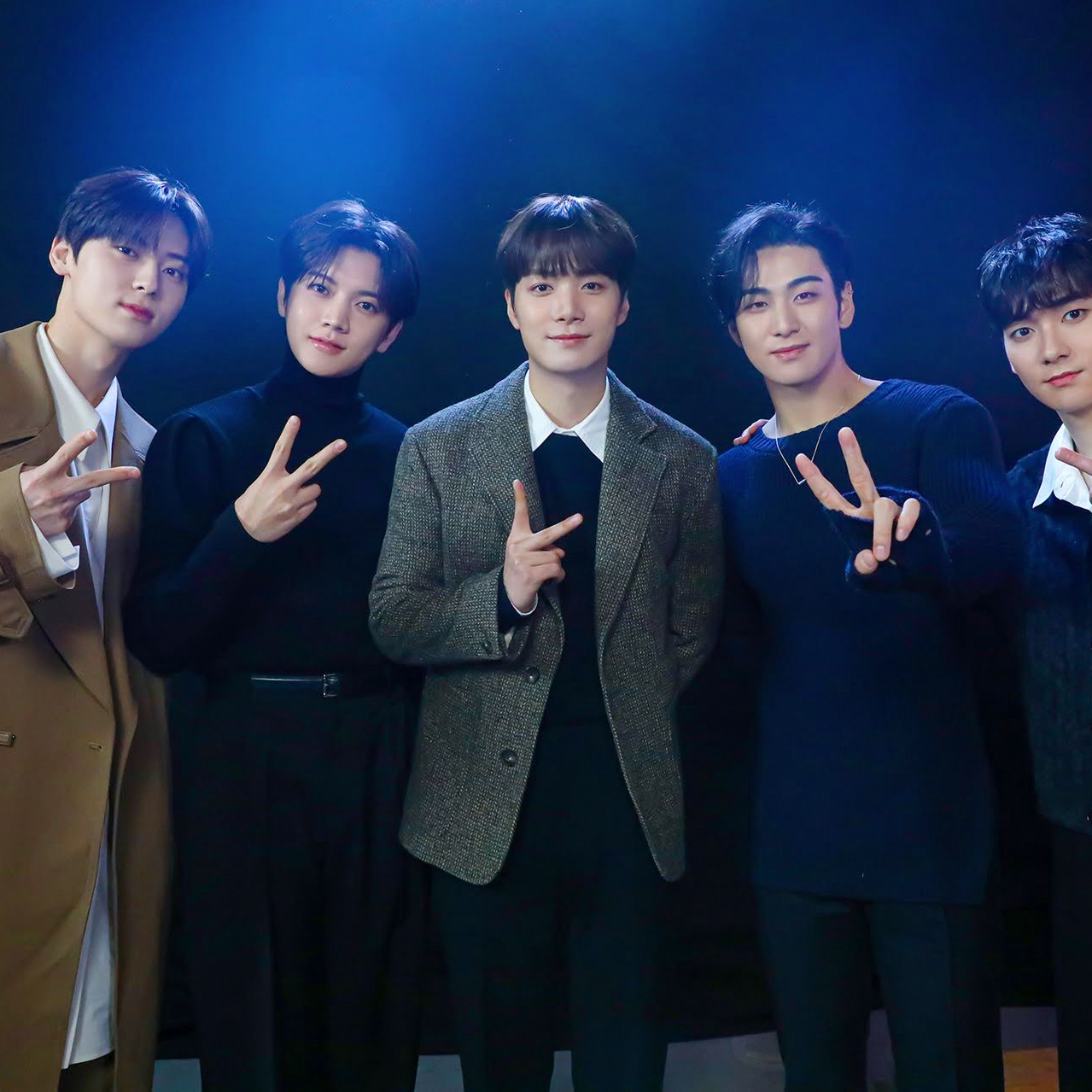 Latest photo of NU'EST