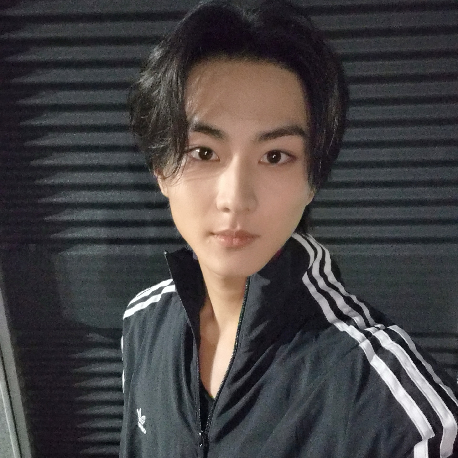 Foto aktivitas terbaru ENHYPEN