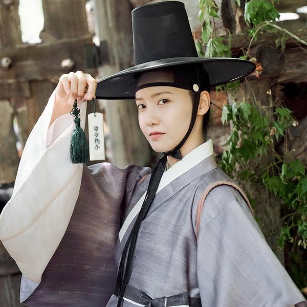 Signature photo of Yoona (Girls' Generation) capturing their charm