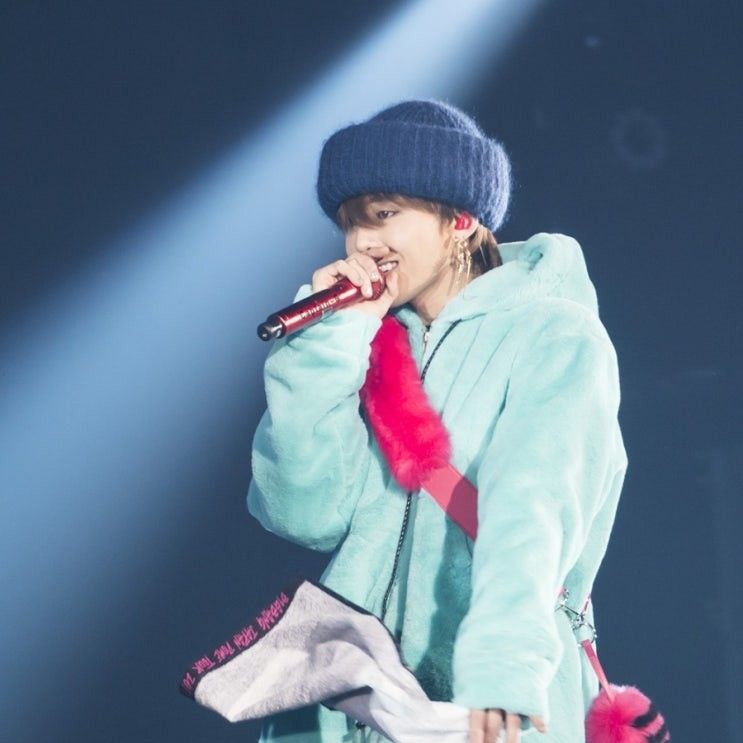 Latest photo of G-DRAGON (BIGBANG)