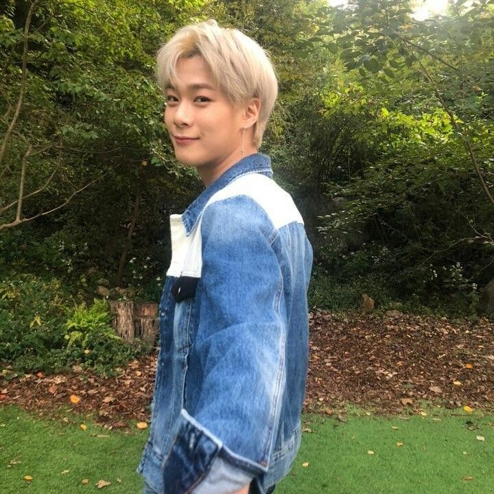 A moment captured by Moonbin (ASTRO)'s fan