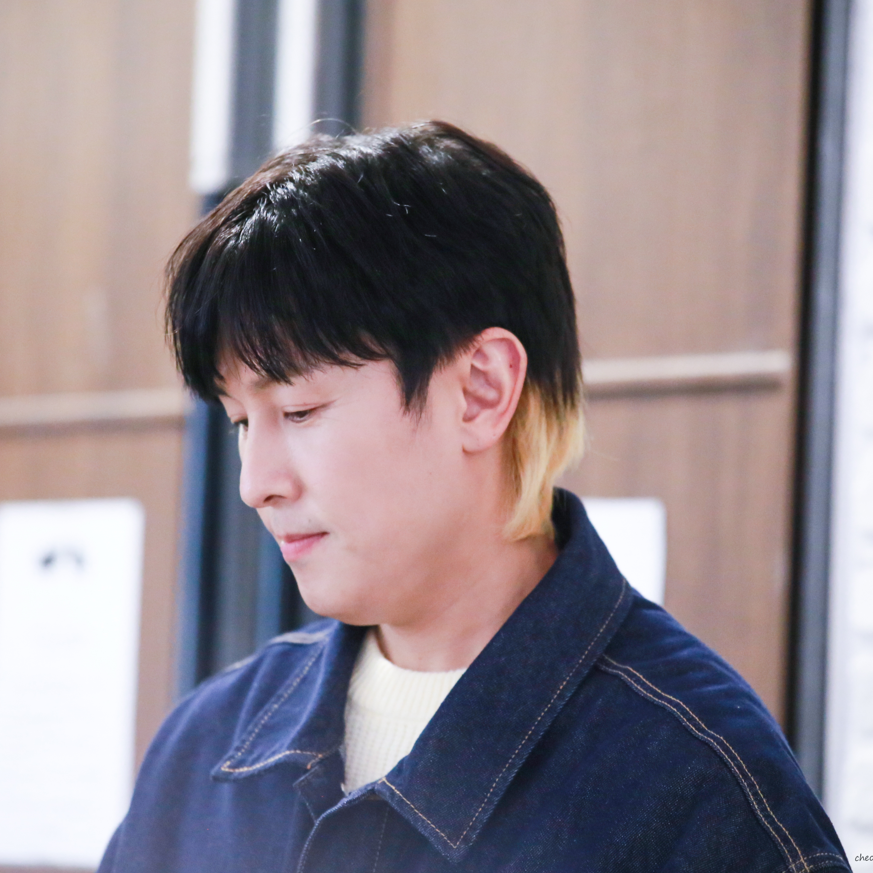 A moment captured by Kim Dongwan (SHINHWA)'s fan