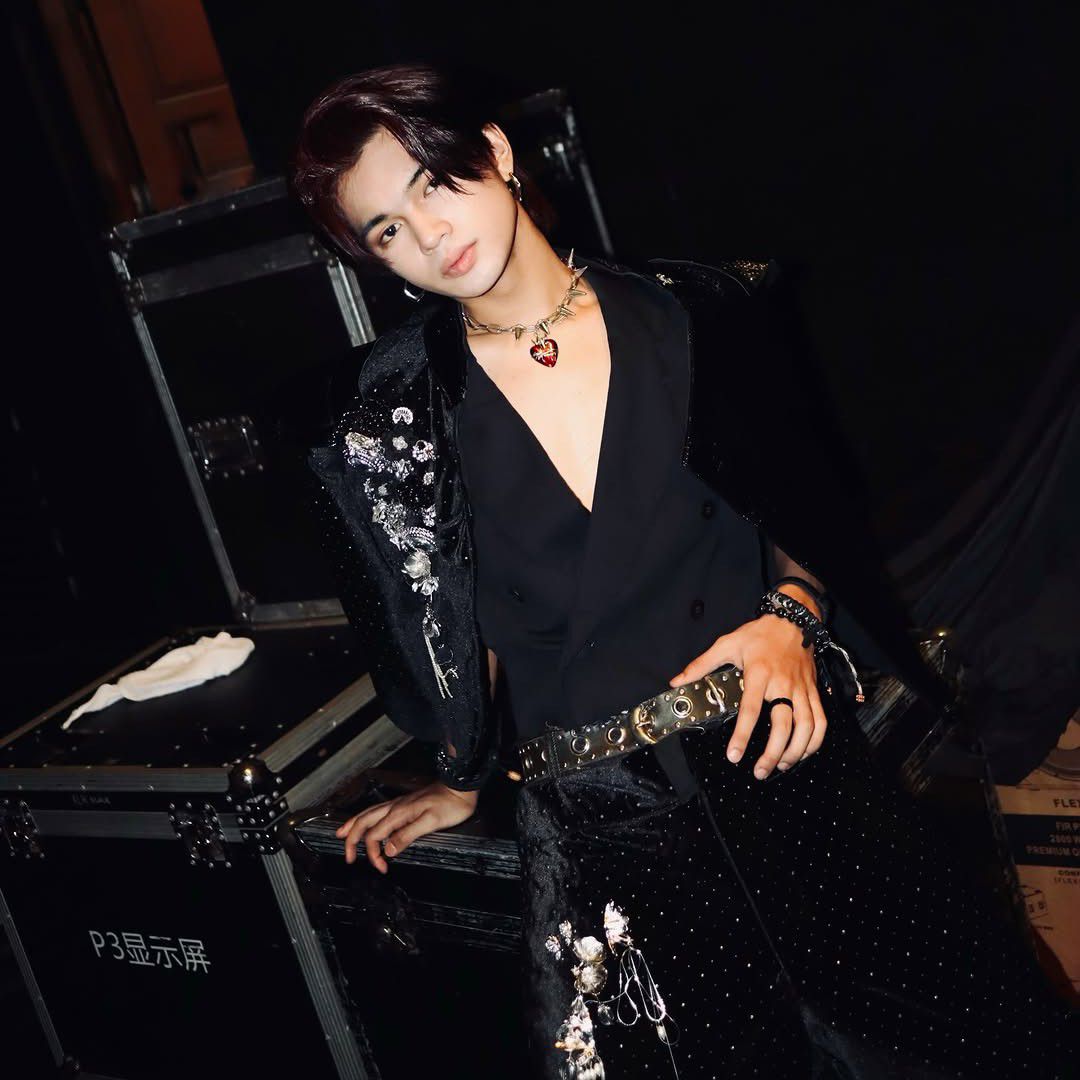 Latest photo of Jeromy (HORI7ON)