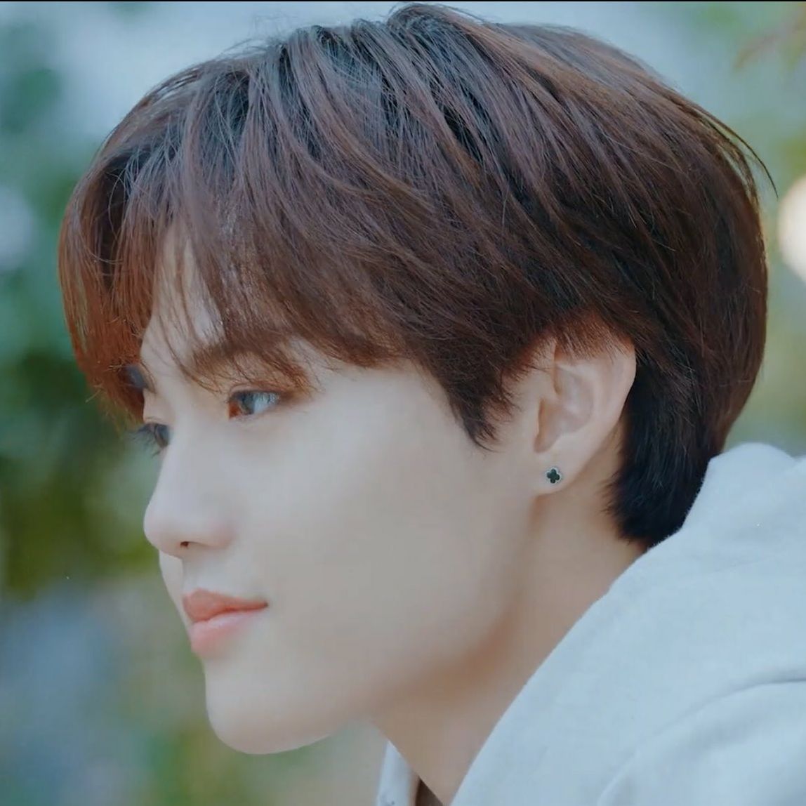 Recent activity shot of Doyoung (TREASURE)