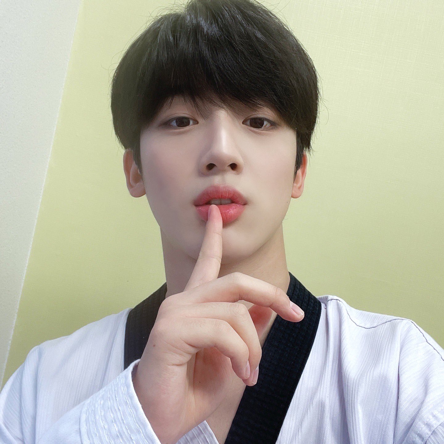 Recent activity shot of Kim Yohan (WEi)