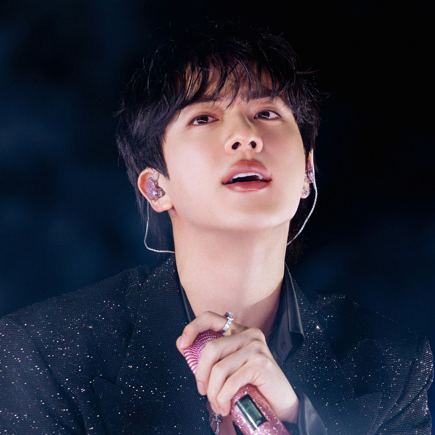 ジン (BTS)の最新写真