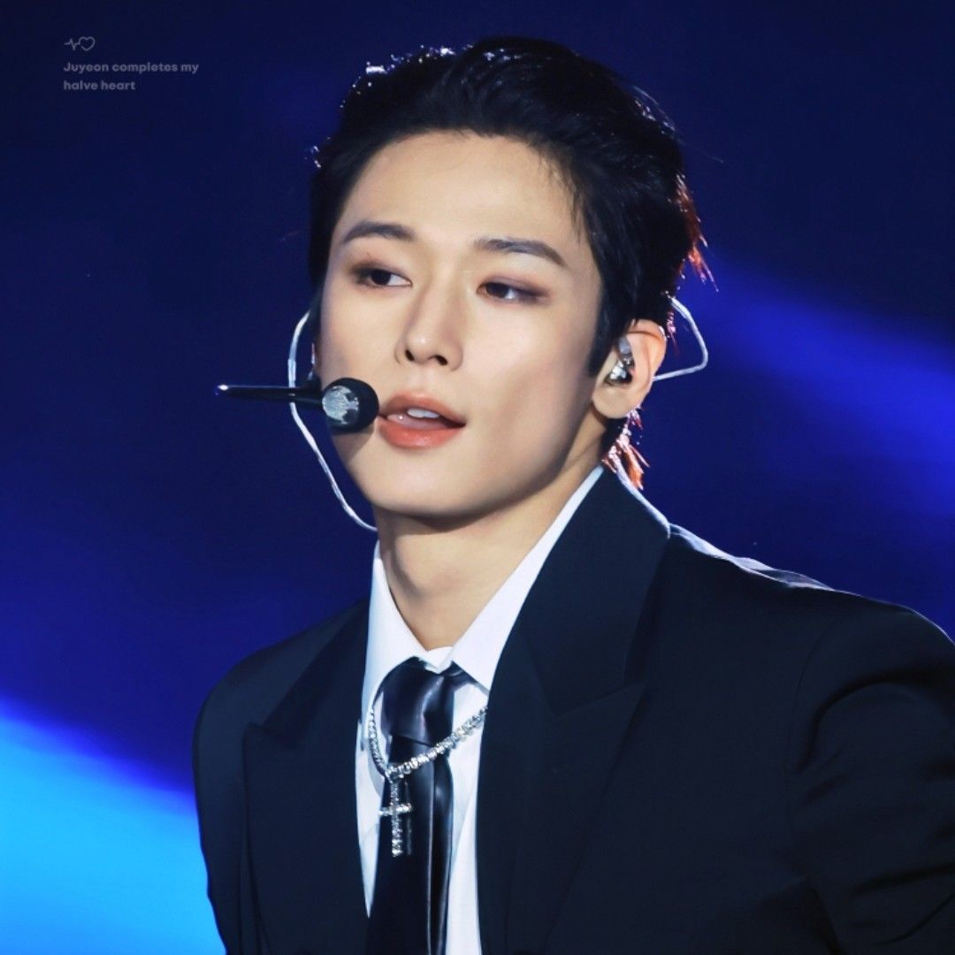 Momen yang diabadikan oleh penggemar Juyeon (THE BOYZ)