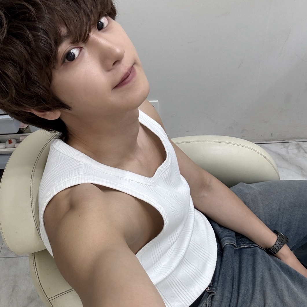 A moment captured by Chanyeol (EXO)'s fan