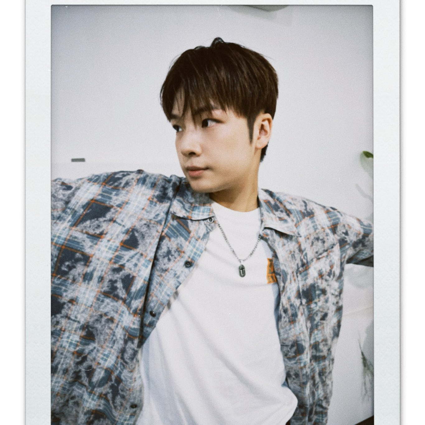 Behind-the-scenes cut of Choi JunSeong (GHOST9)