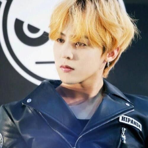 Behind-the-scenes cut of G-DRAGON (BIGBANG)