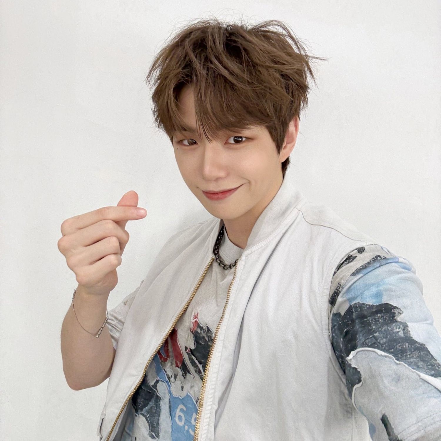 A moment captured by Kang Daniel's fan
