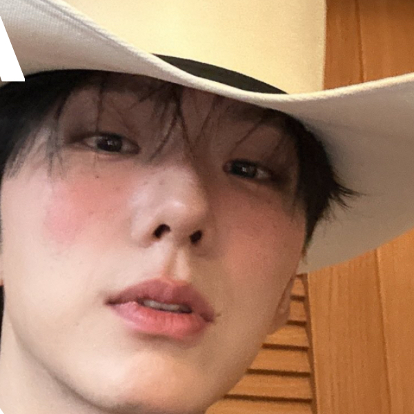 A moment captured by Kihyun (MONSTA X)'s fan