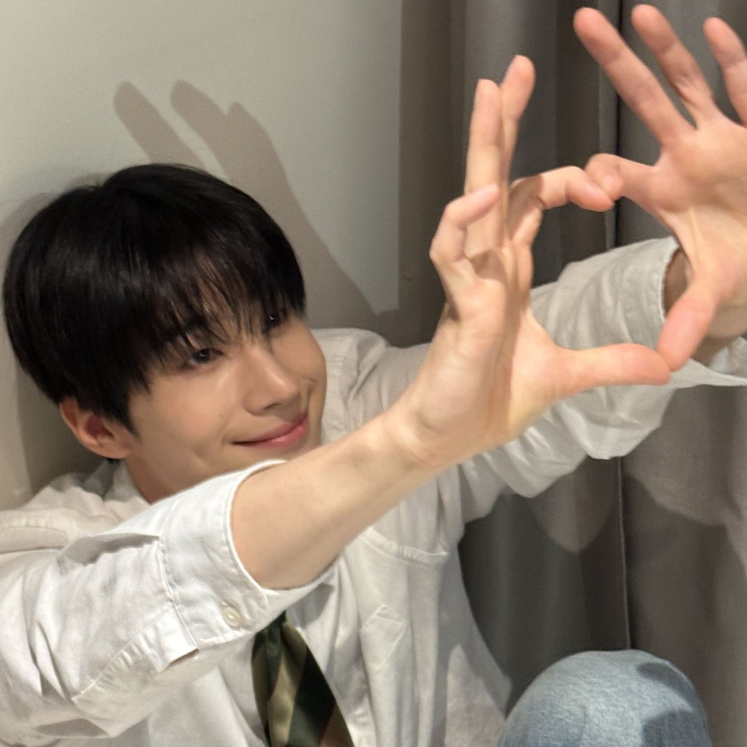 Potret di balik layar Han Seungwoo