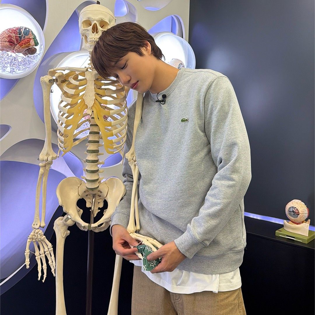 Behind-the-scenes cut of Kai (EXO)