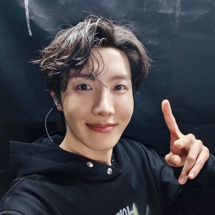 j-hope (BTS)の最新写真