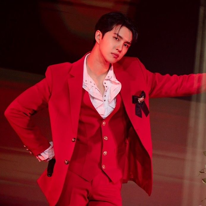 Behind-the-scenes cut of VIXX