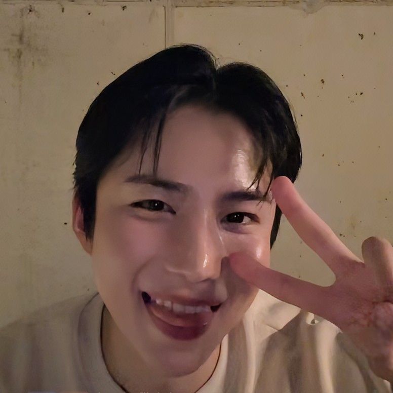 Recent activity shot of Wow (A.C.E)