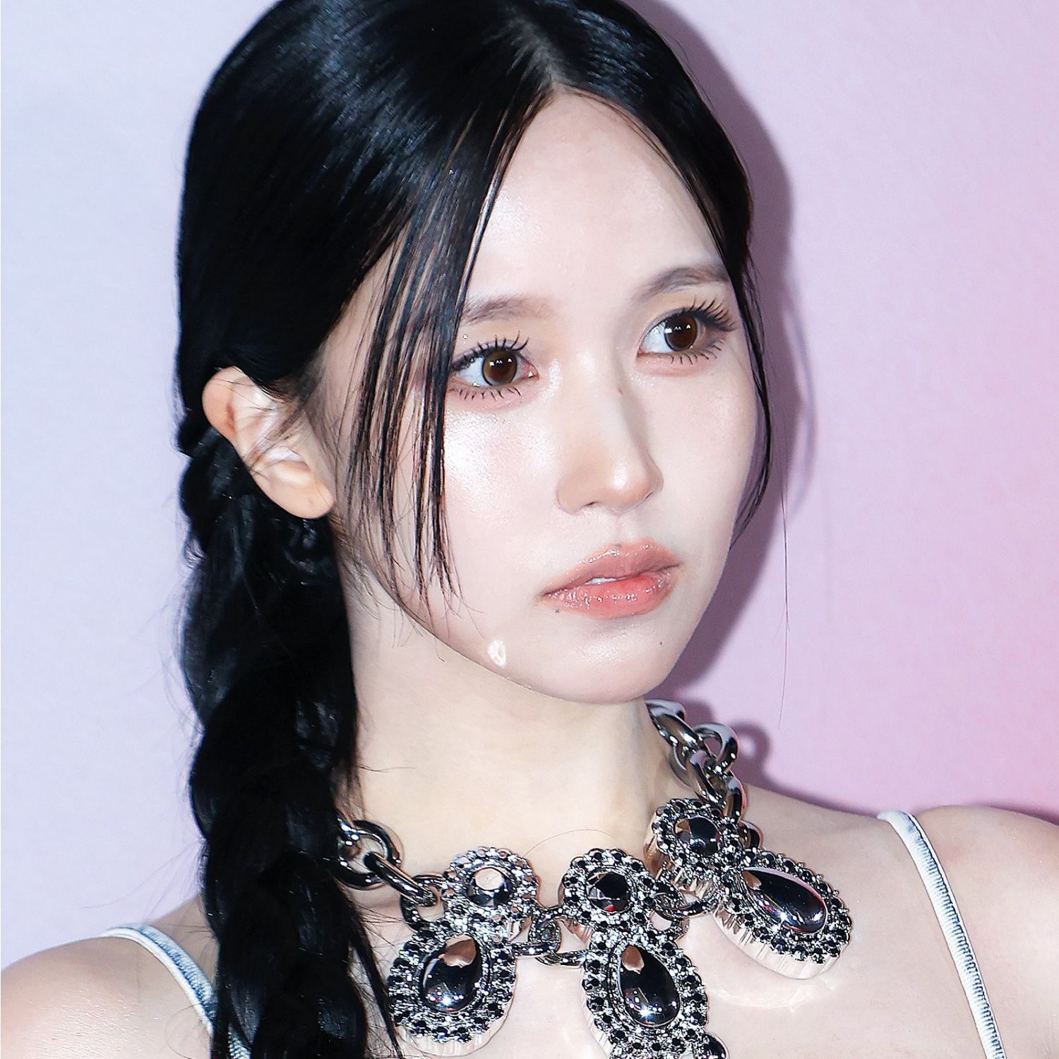 Recent activity shot of Mina (TWICE)