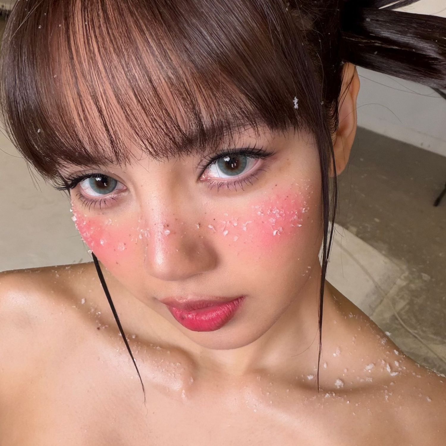 A moment captured by Lisa (BLACKPINK)'s fan