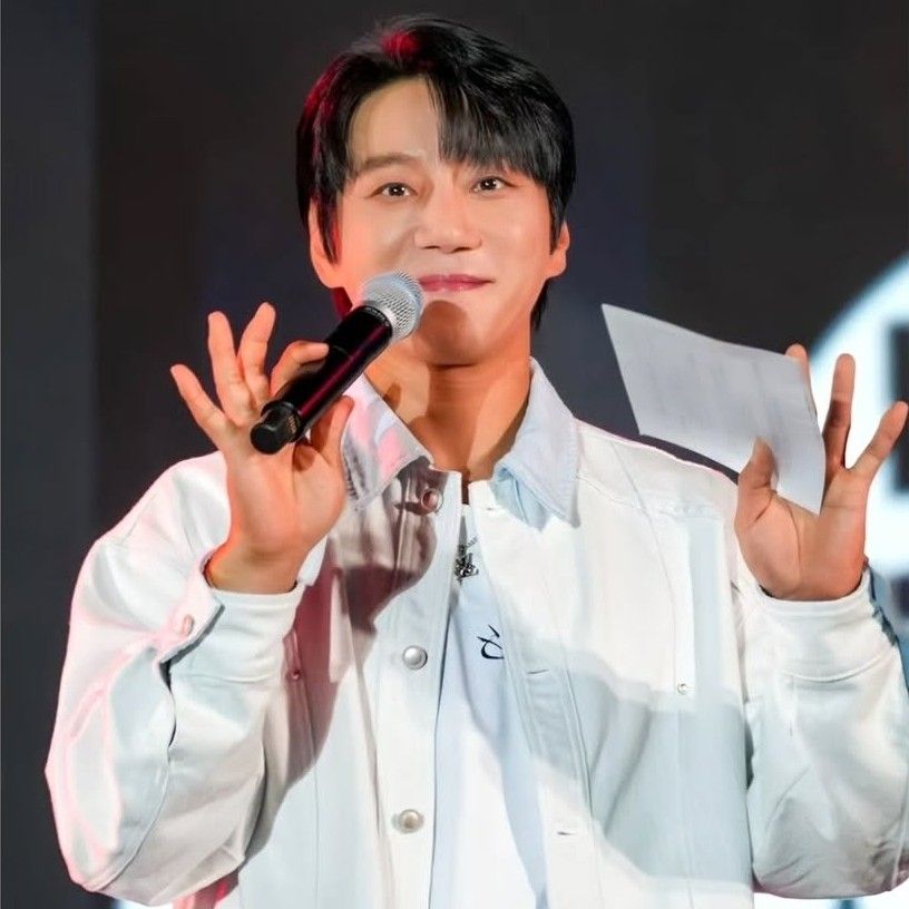 Behind-the-scenes cut of Hwang Chiyeol