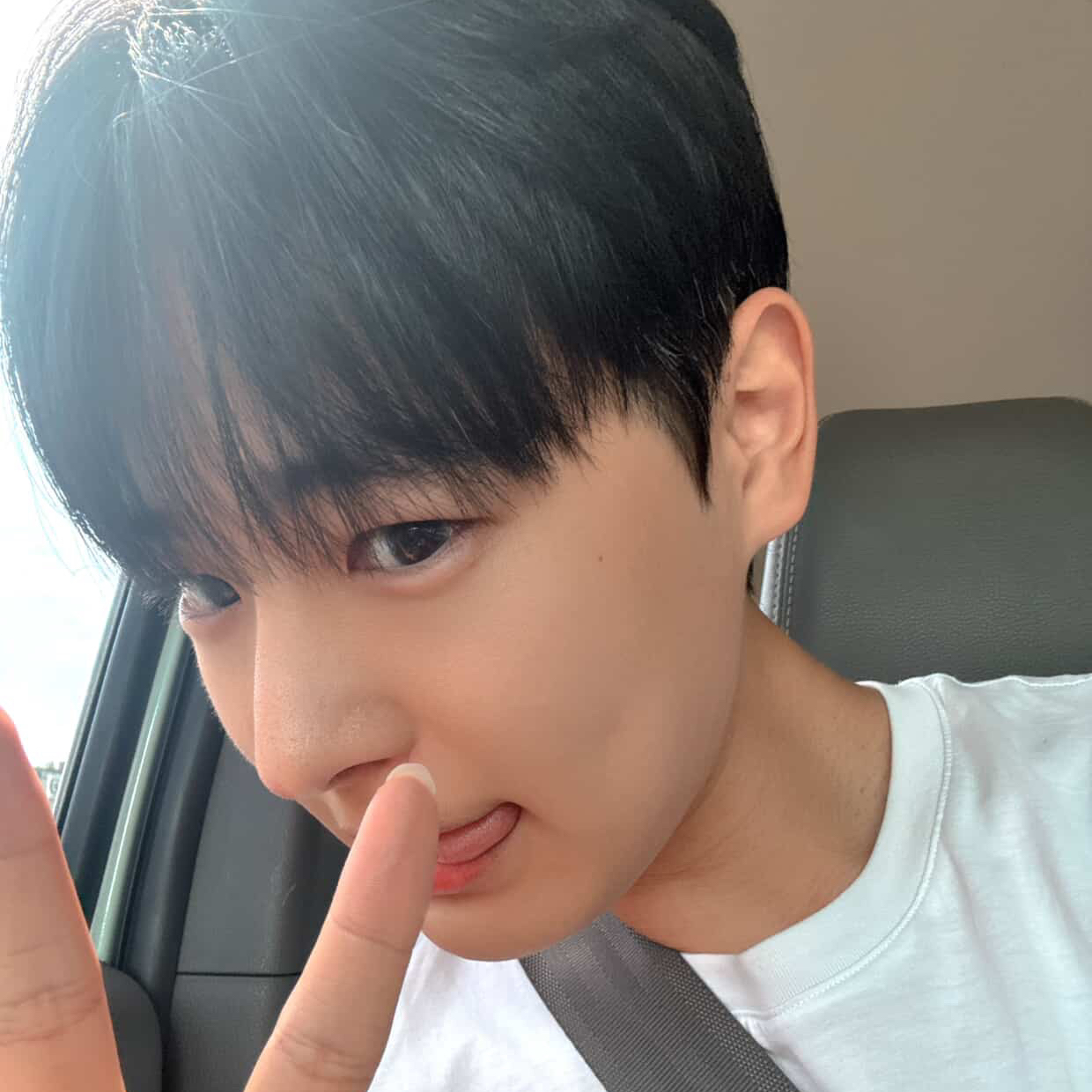 Behind-the-scenes cut of Choi Byungchan