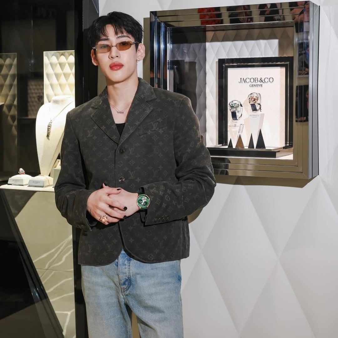 Latest photo of Bambam (GOT7)