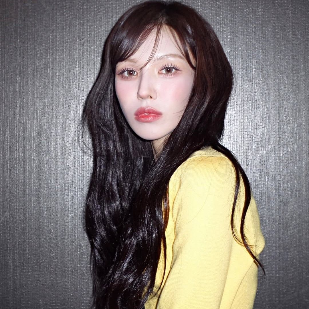 Behind-the-scenes cut of Wendy (Red Velvet)