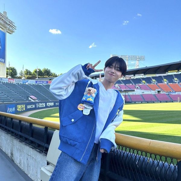 Shining profile picture of Son Dongpyo on today's Choeaedol