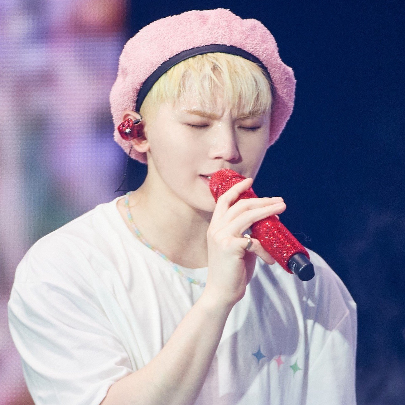 A moment captured by Woozi (SEVENTEEN)'s fan