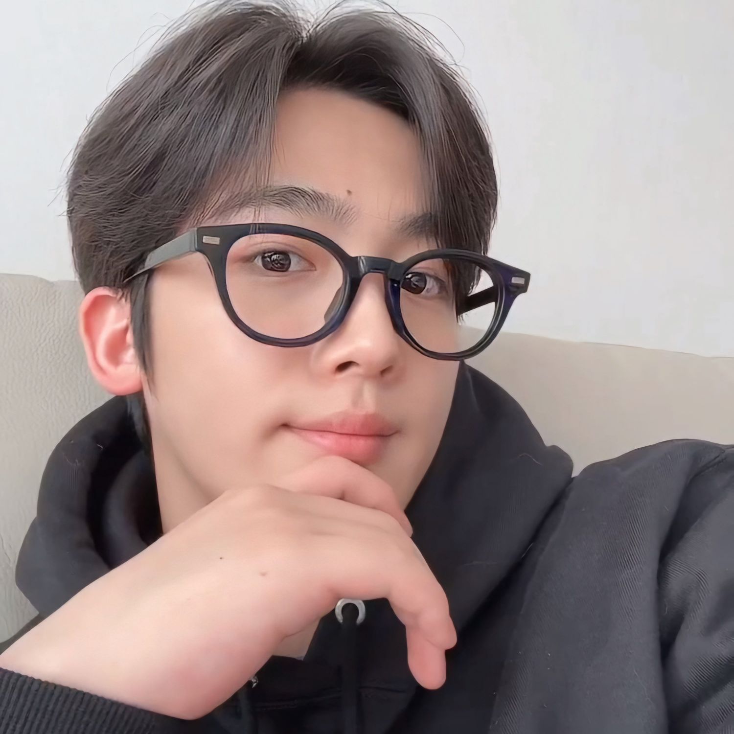 Recent activity shot of Kim Yohan (WEi)