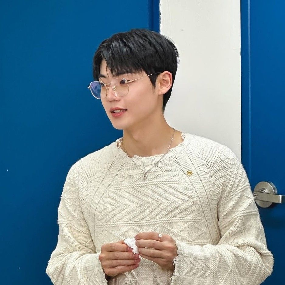 Recent activity shot of Chan (A.C.E)