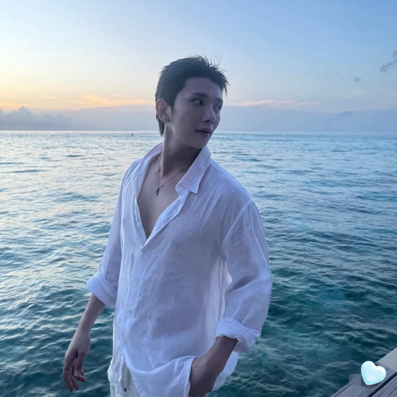 Recent activity shot of Joshua (SEVENTEEN)