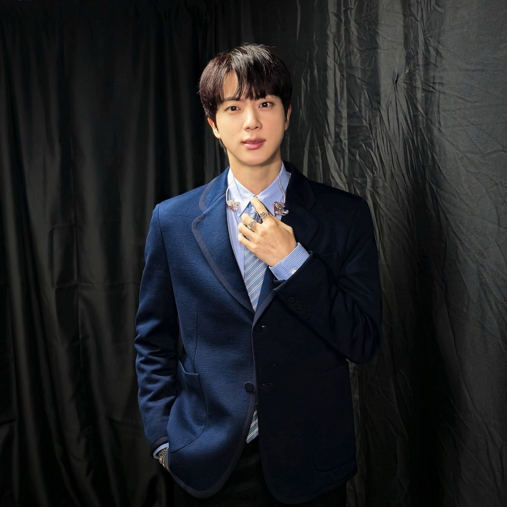 Jin (防弹少年团)粉丝拍下的瞬间