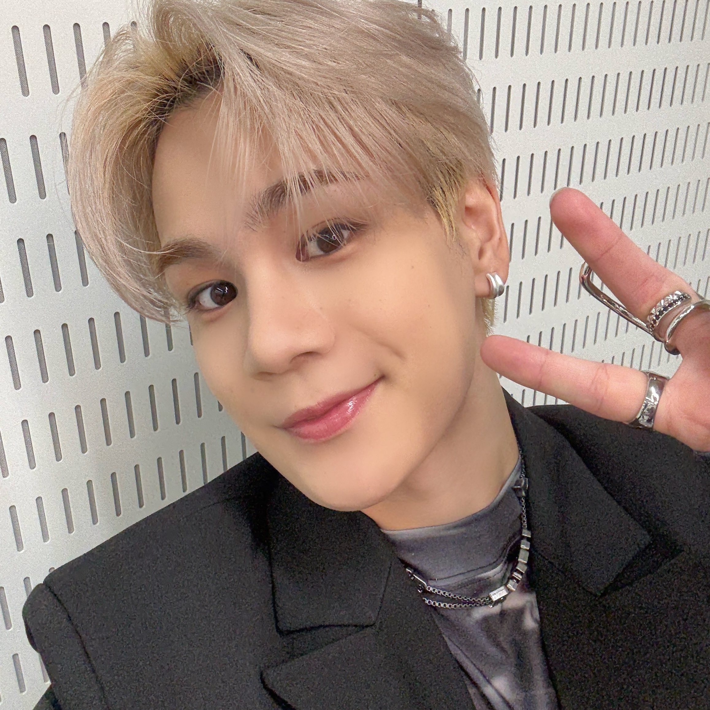 A moment captured by Mamehara Issei (JO1)'s fan