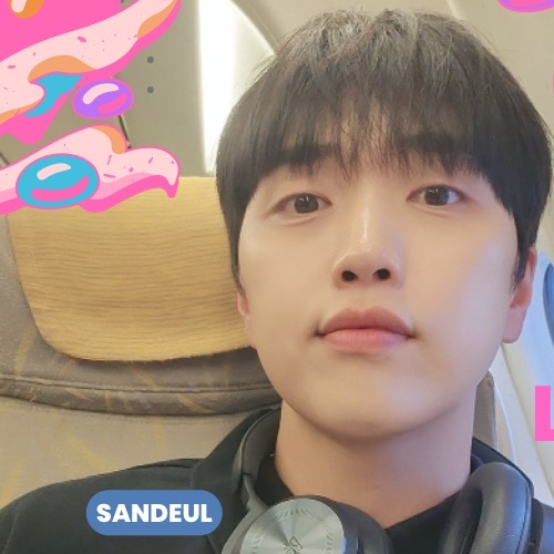 A moment captured by Sandeul (B1A4)'s fan