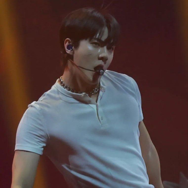 EXO의 비하인드 컷