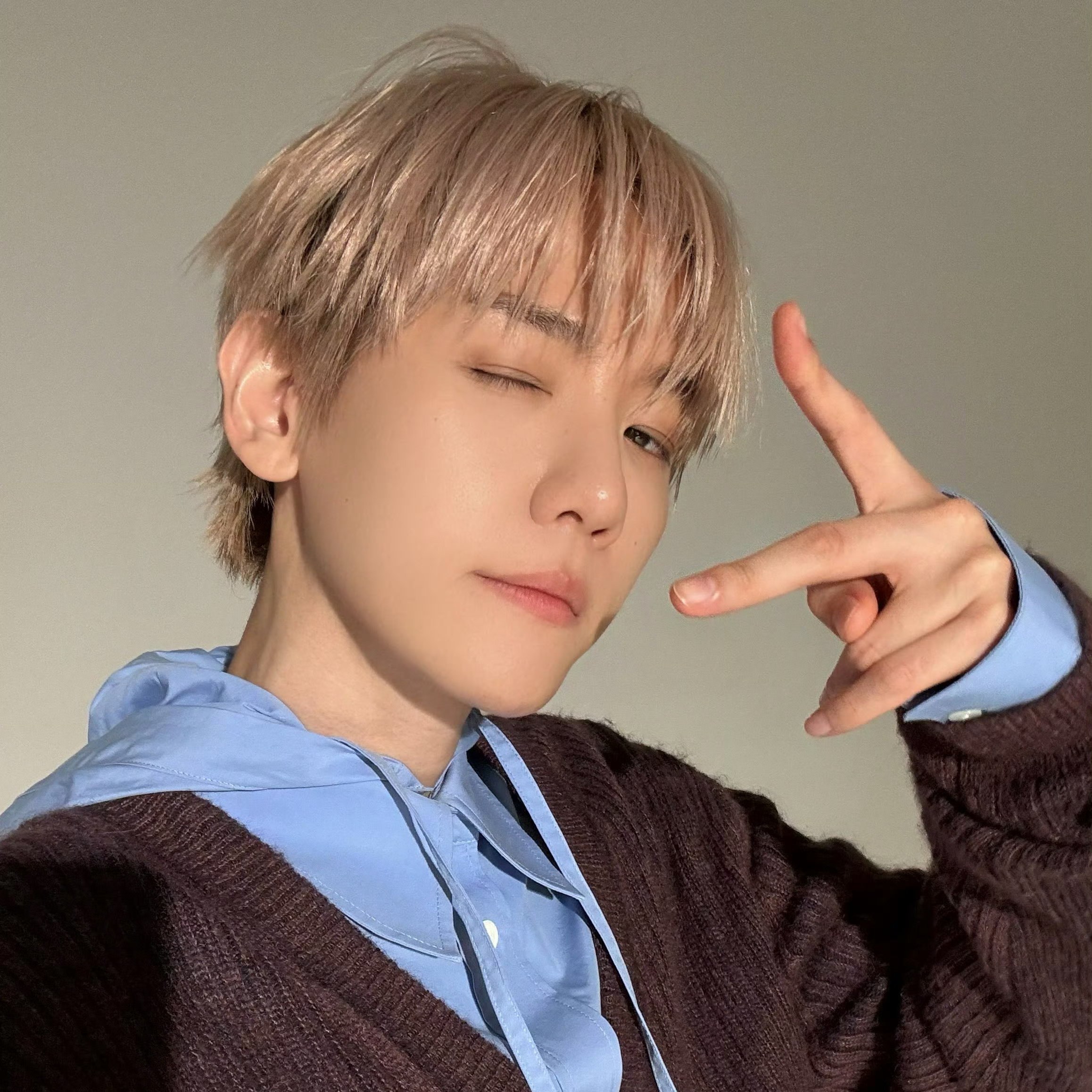Behind-the-scenes cut of Baekhyun (EXO)