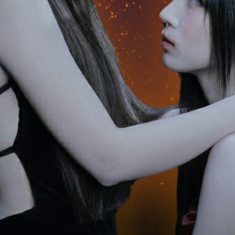 Latest photo of Haewon (NMIXX)