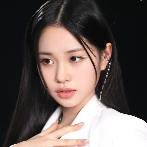 Popular profile picture of Jihan (Weeekly) loved by fans