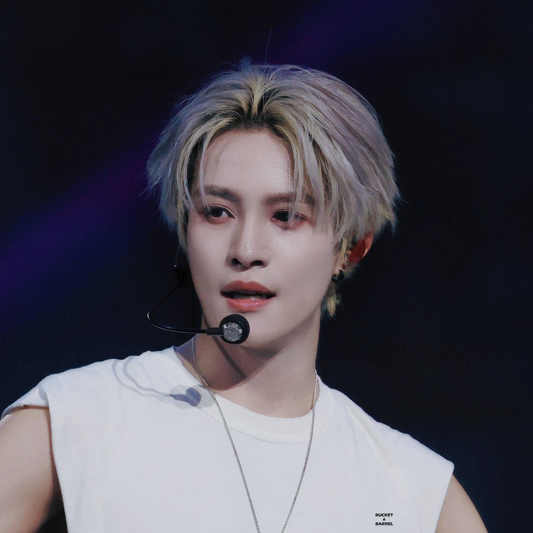 A moment captured by YANGYANG (WayV)'s fan
