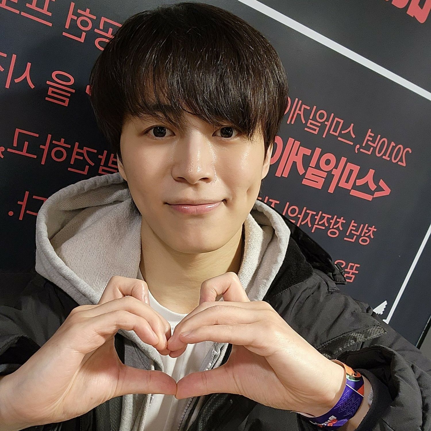 Behind-the-scenes cut of VIXX