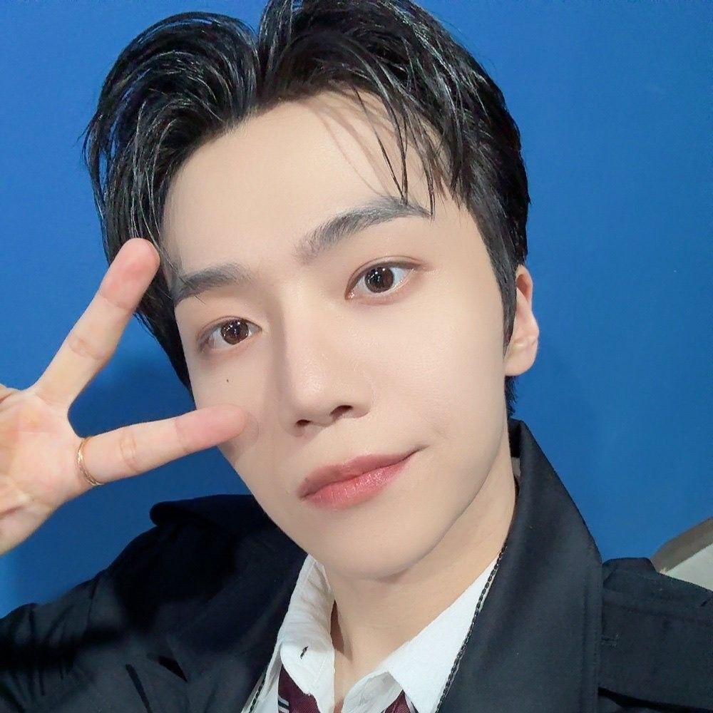 Behind-the-scenes cut of Jinho (PENTAGON)