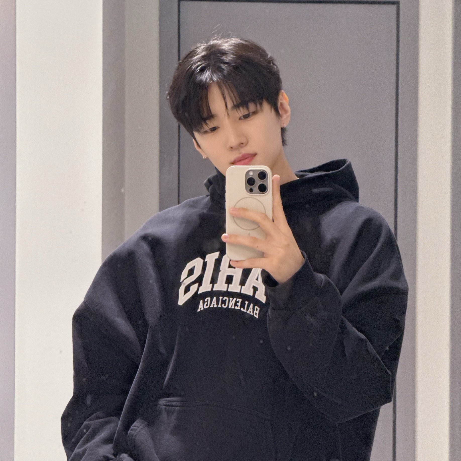 Behind-the-scenes cut of Jaechan (DKZ)