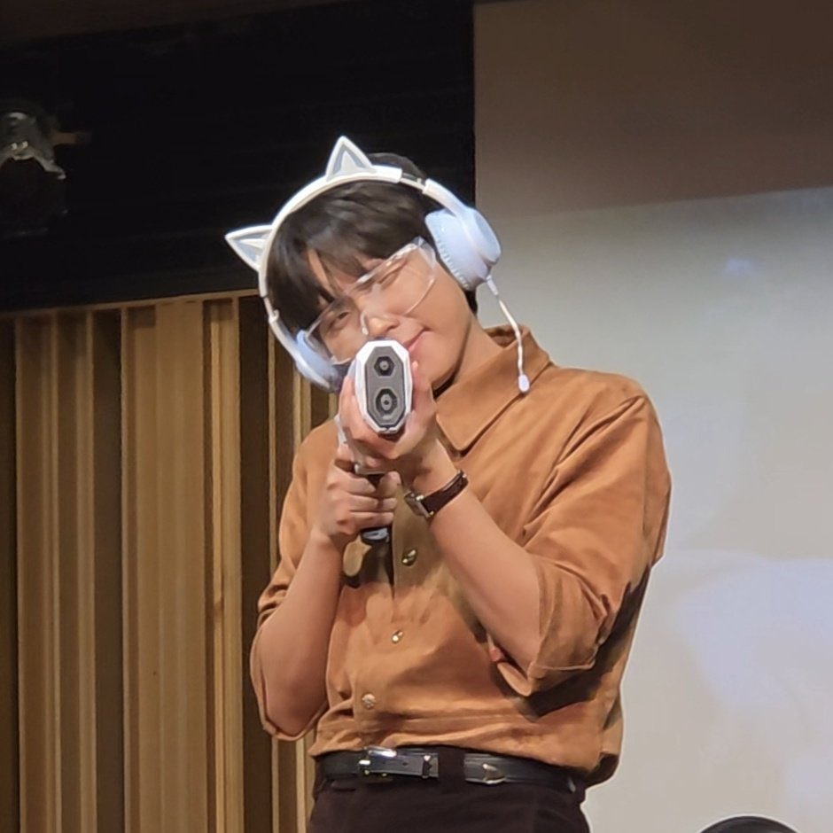 A moment captured by Jung Seunghwan's fan