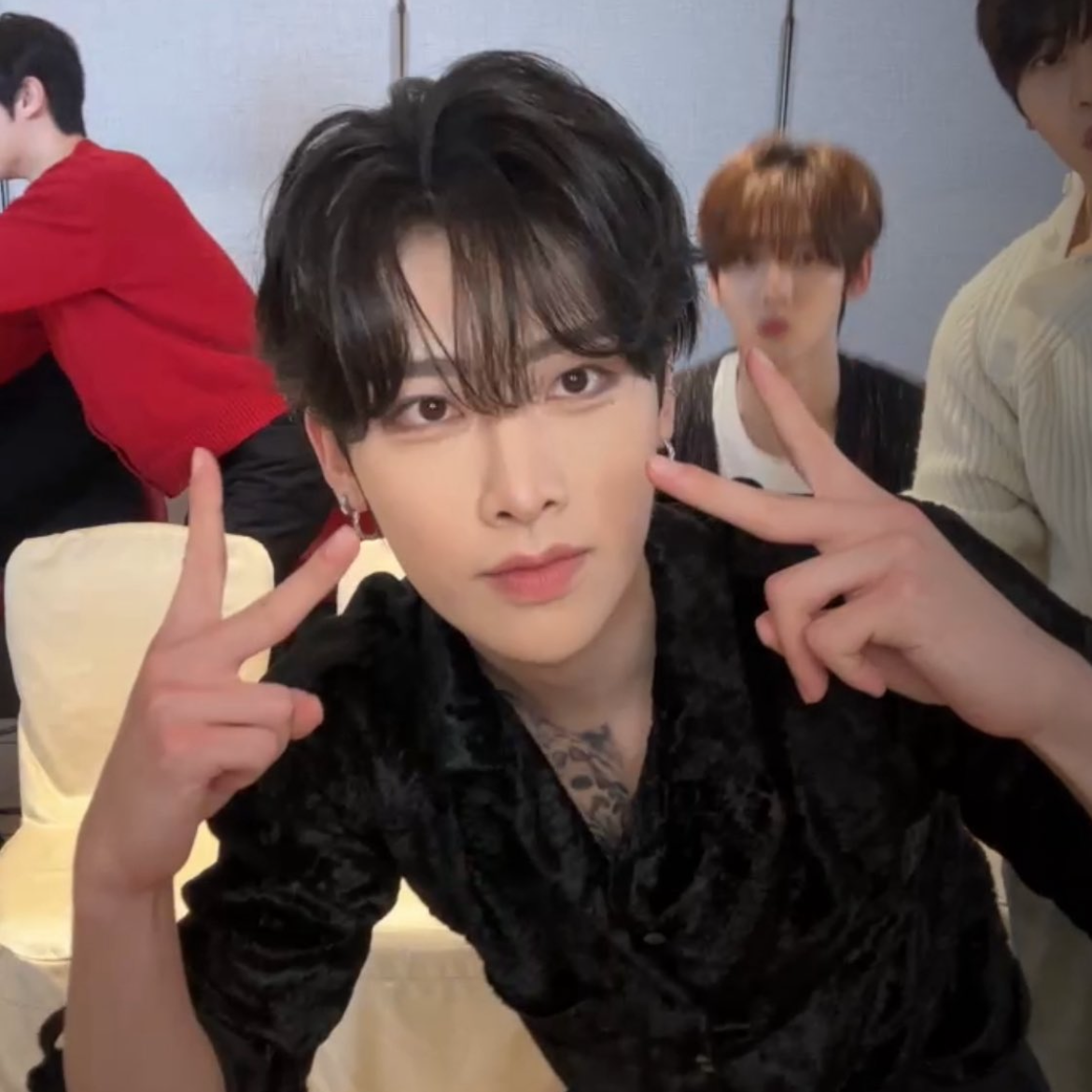 Behind-the-scenes cut of Ricky (ZEROBASEONE)