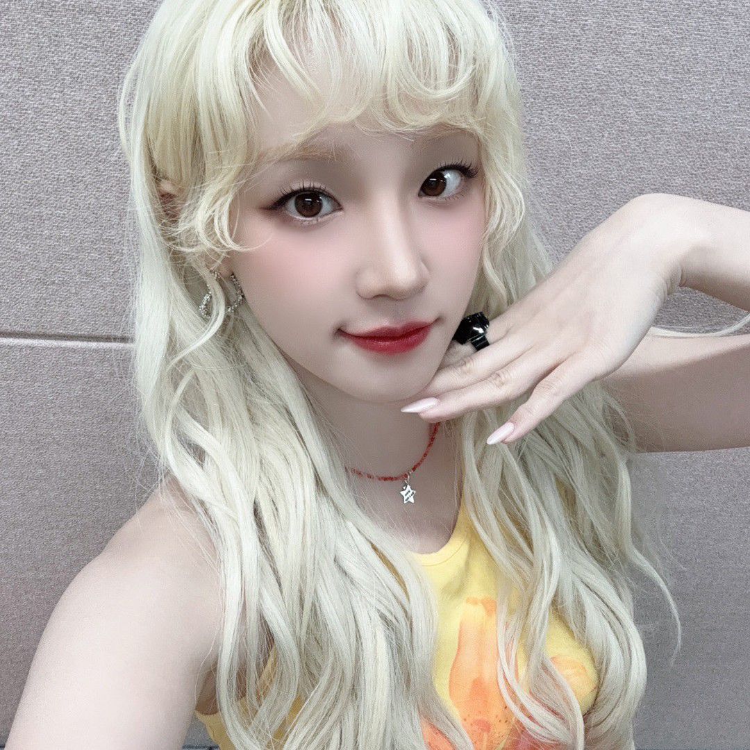 Recent activity shot of Yuqi (i-dle)
