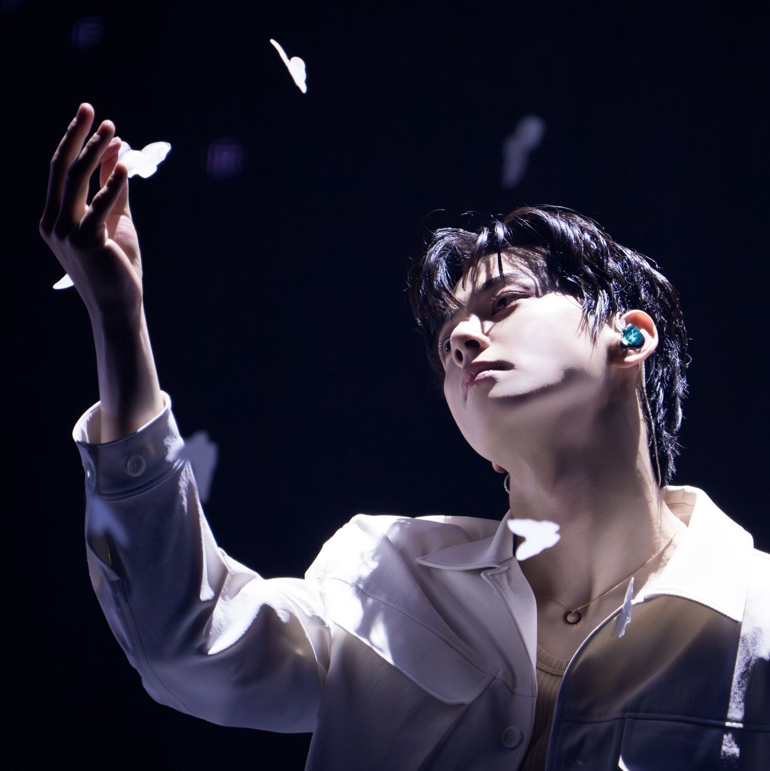 아스트로의 비하인드 컷