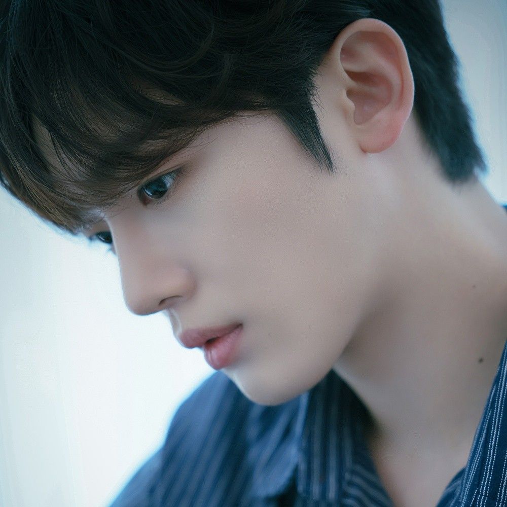 Behind-the-scenes cut of Kim Yohan (WEi)