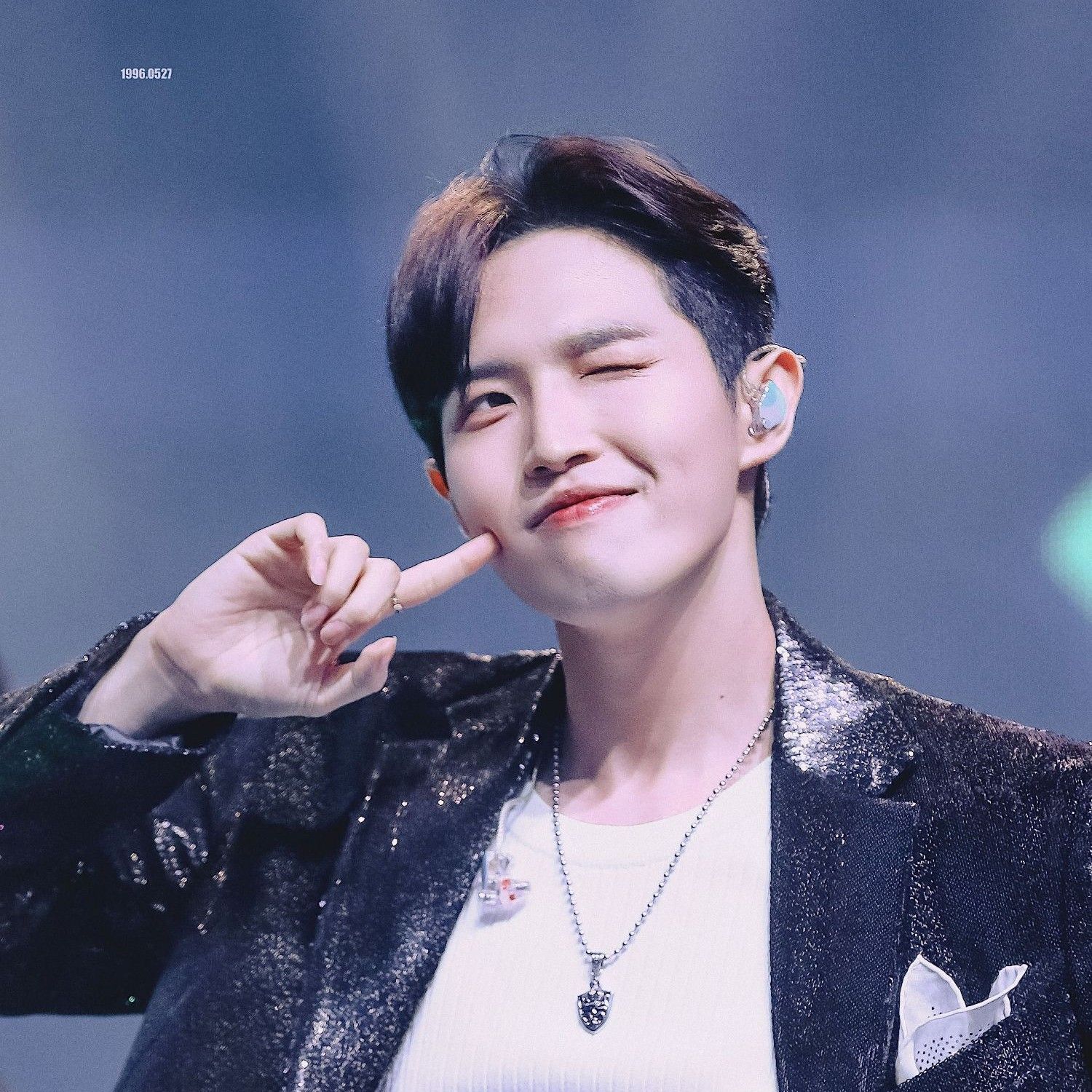 Potret di balik layar Kim Jaehwan