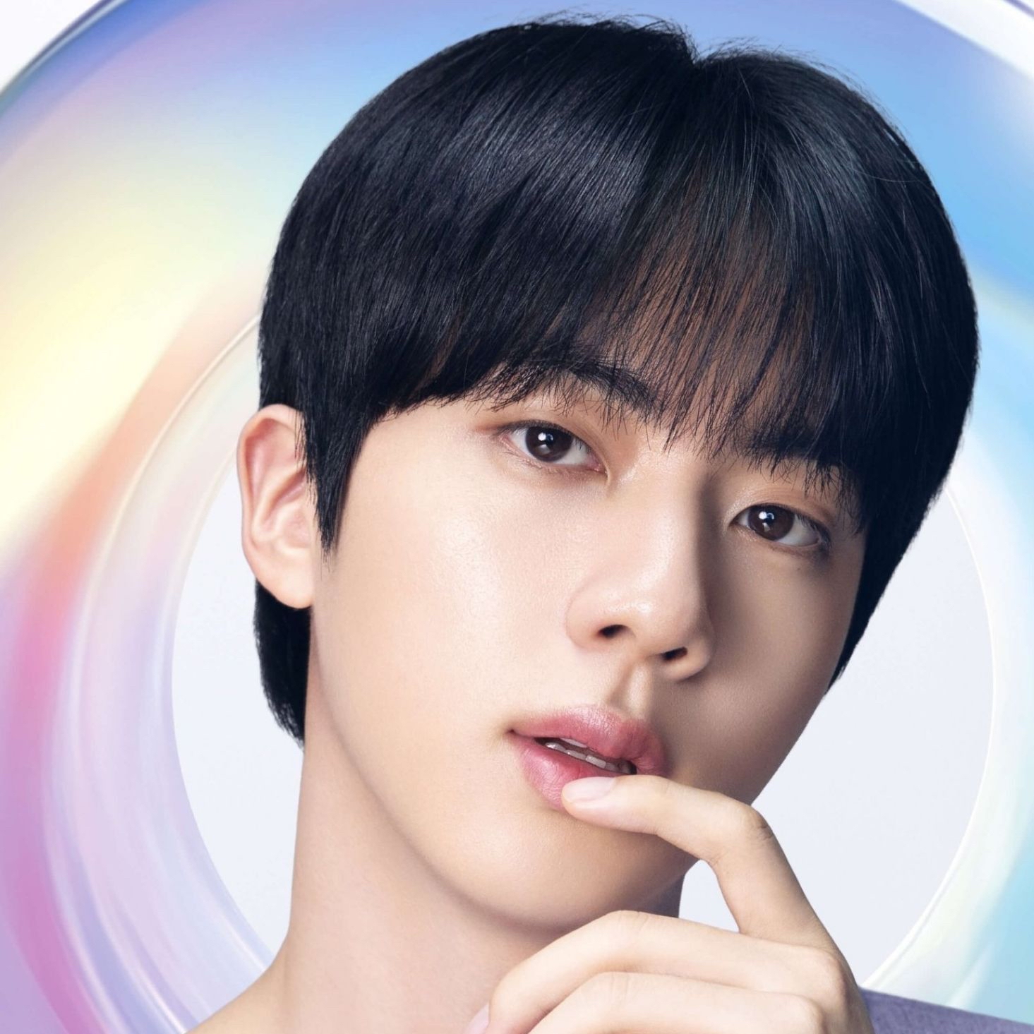 Behind-the-scenes cut of Jin (BTS)